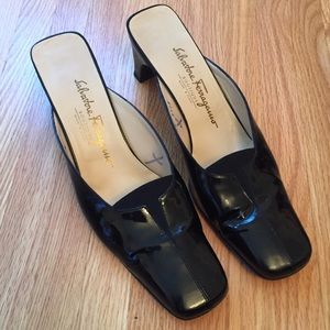 Vintage square toe black patent heel mule